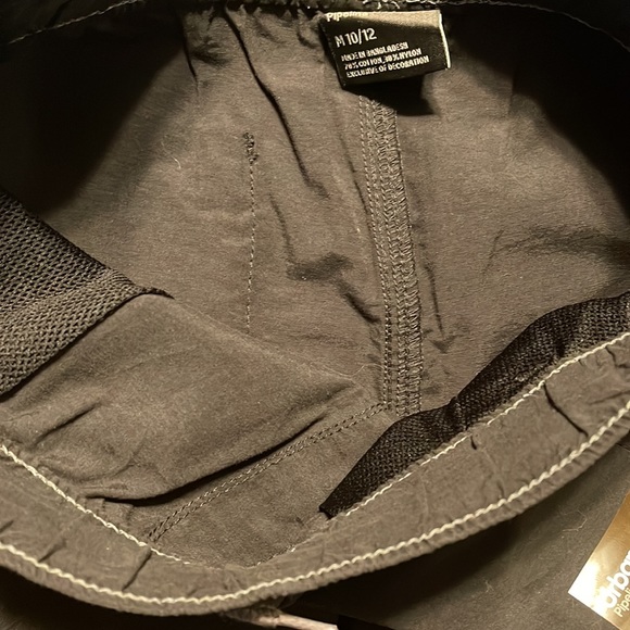 Urban pipeline cargo shorts in black size kids medium 10-12 - Picture 8 of 10